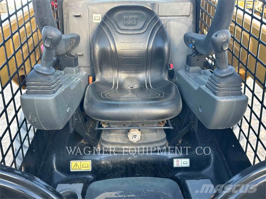CAT 226D3 Skid steer loaders