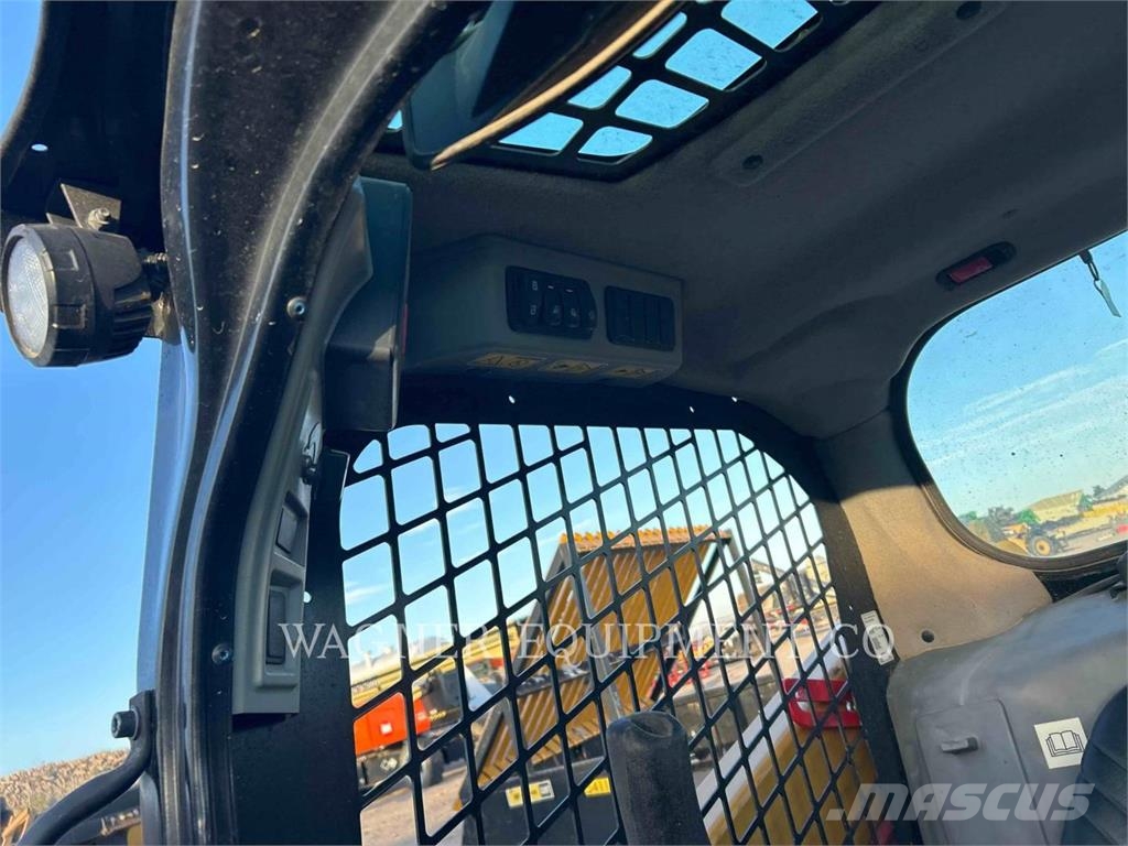 CAT 226D3 Skid steer loaders