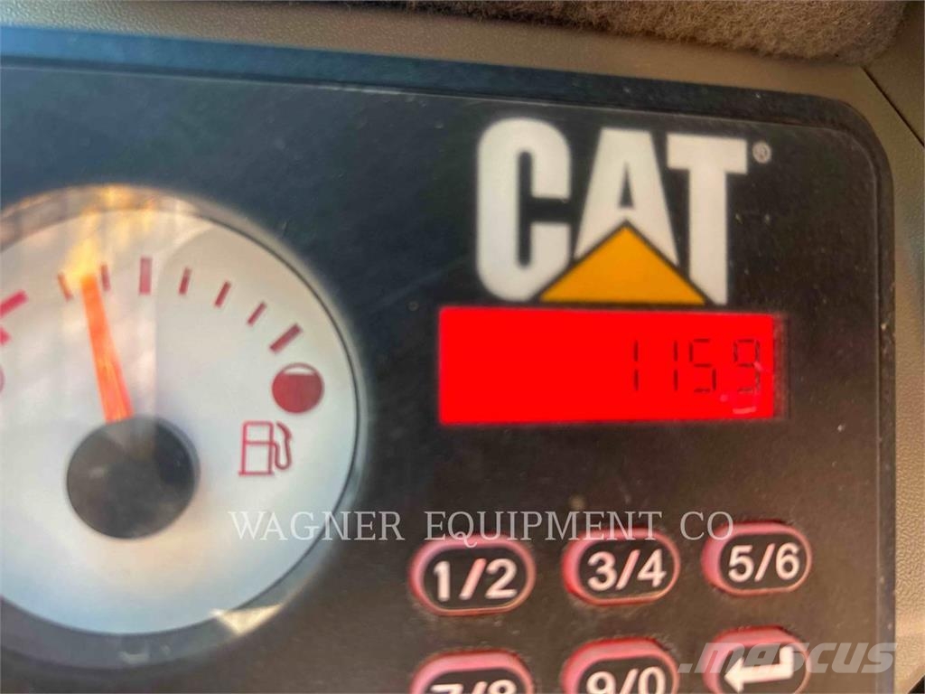 CAT 226D3 Skid steer loaders