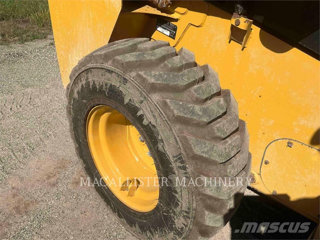 CAT 226D3 Kompaktlader