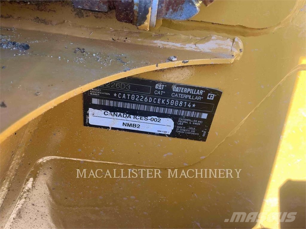 CAT 226D3 Kompaktlader