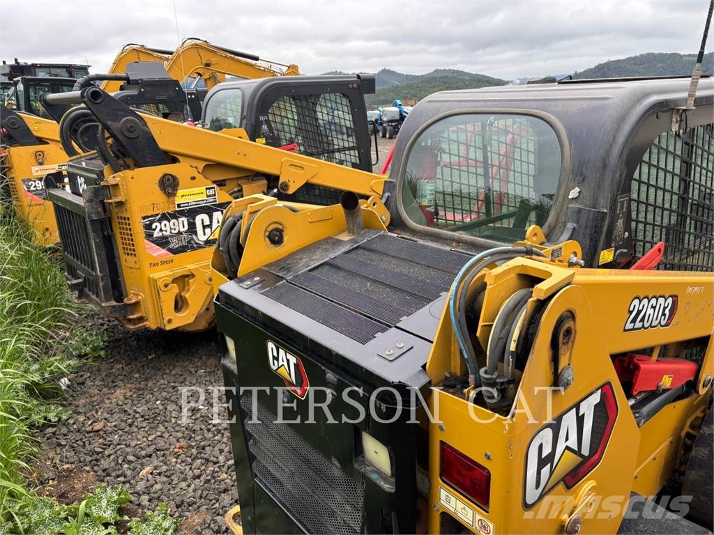 CAT 226D3 Minilæsser - skridstyret