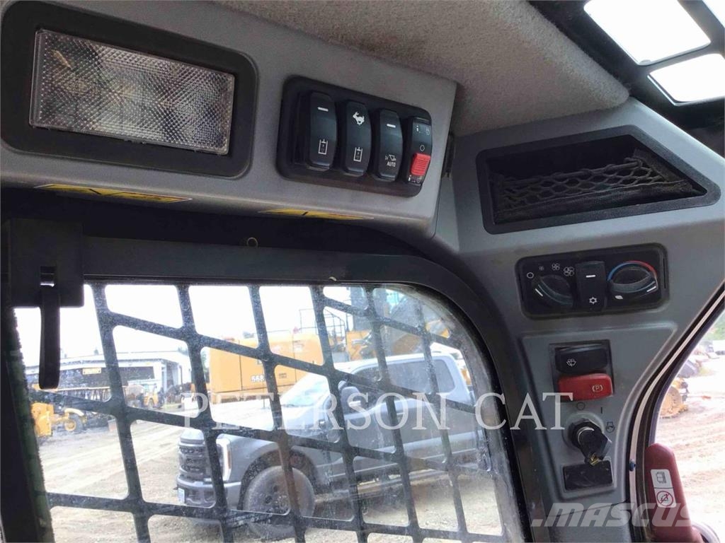 CAT 226D3 LRPO Šmykom riadené nakladače