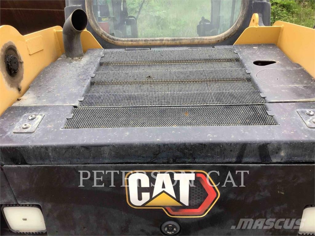 CAT 226D3 LRPO Šmykom riadené nakladače