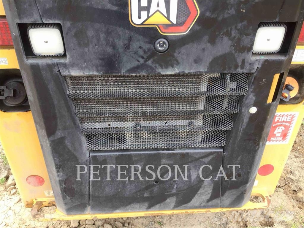 CAT 226D3 LRPO Šmykom riadené nakladače