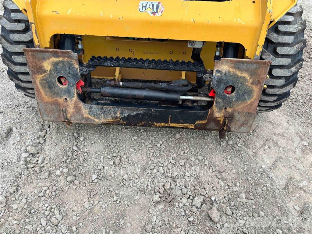 CAT 226D3STD1C Skid steer mini utovarivači