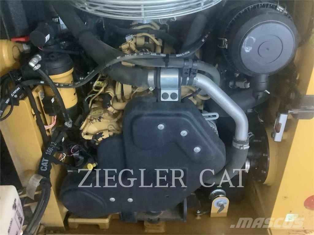 CAT 232D Skid steer loaders