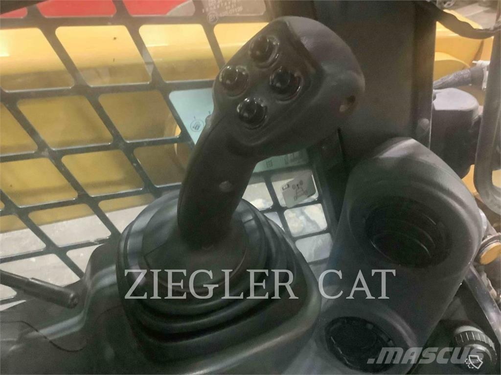 CAT 232D Skid steer loaders