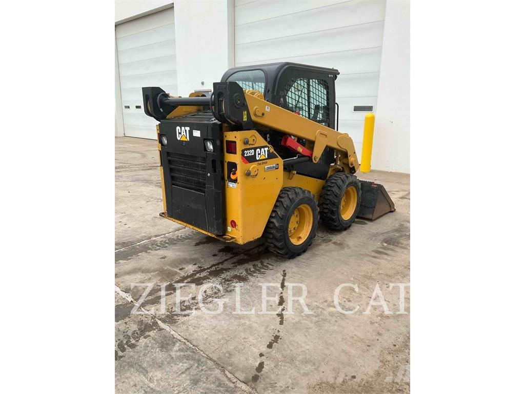 CAT 232D Skid steer loaders