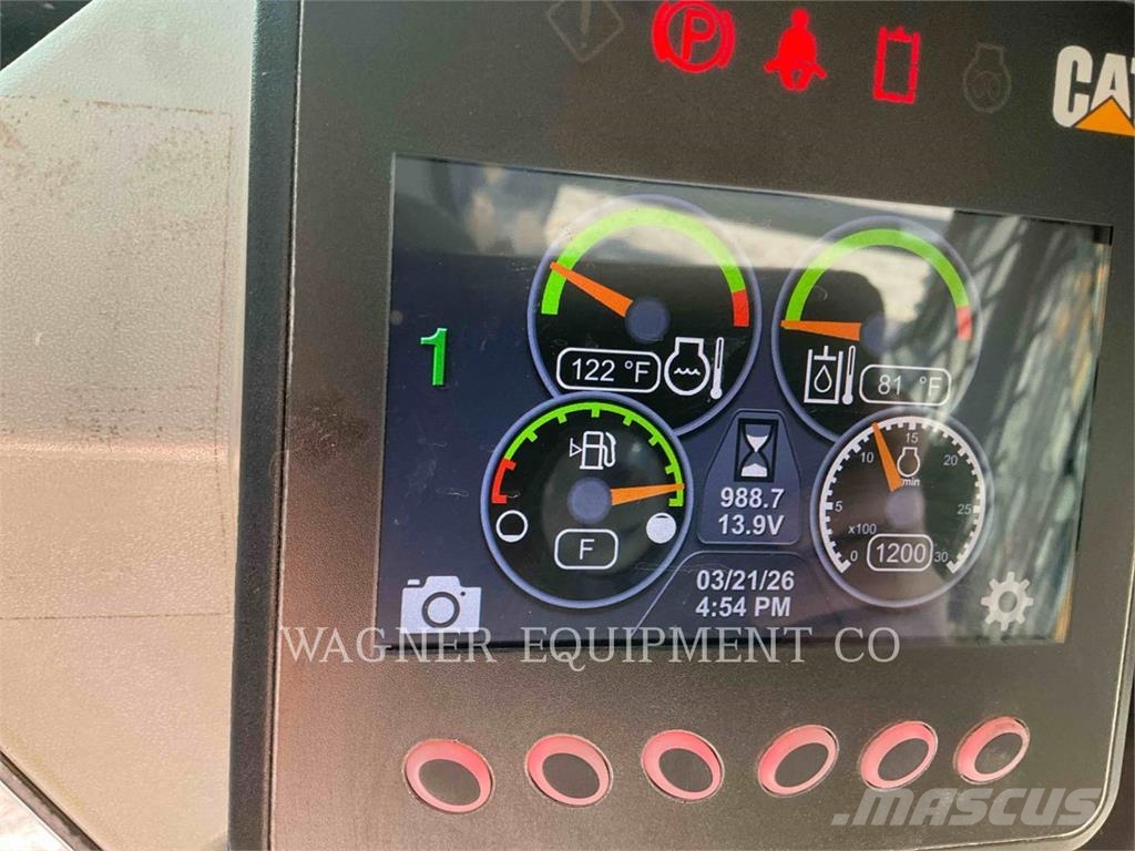 CAT 232D لوادر انزلاقية التوجيه