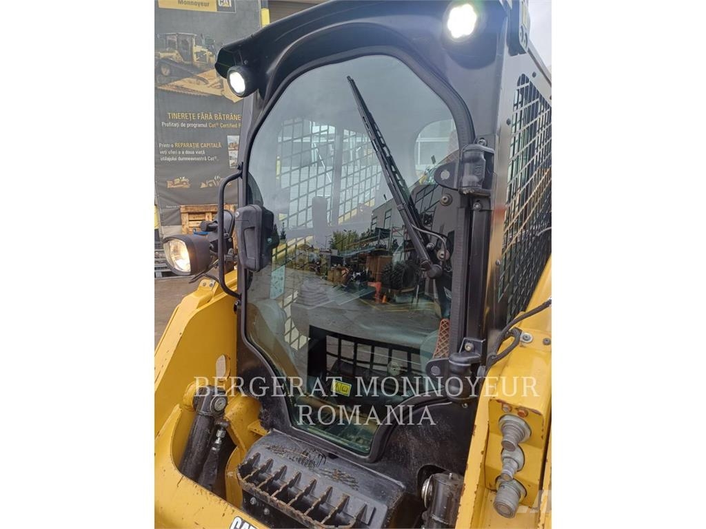 CAT 232D3 Kompaktrakodók