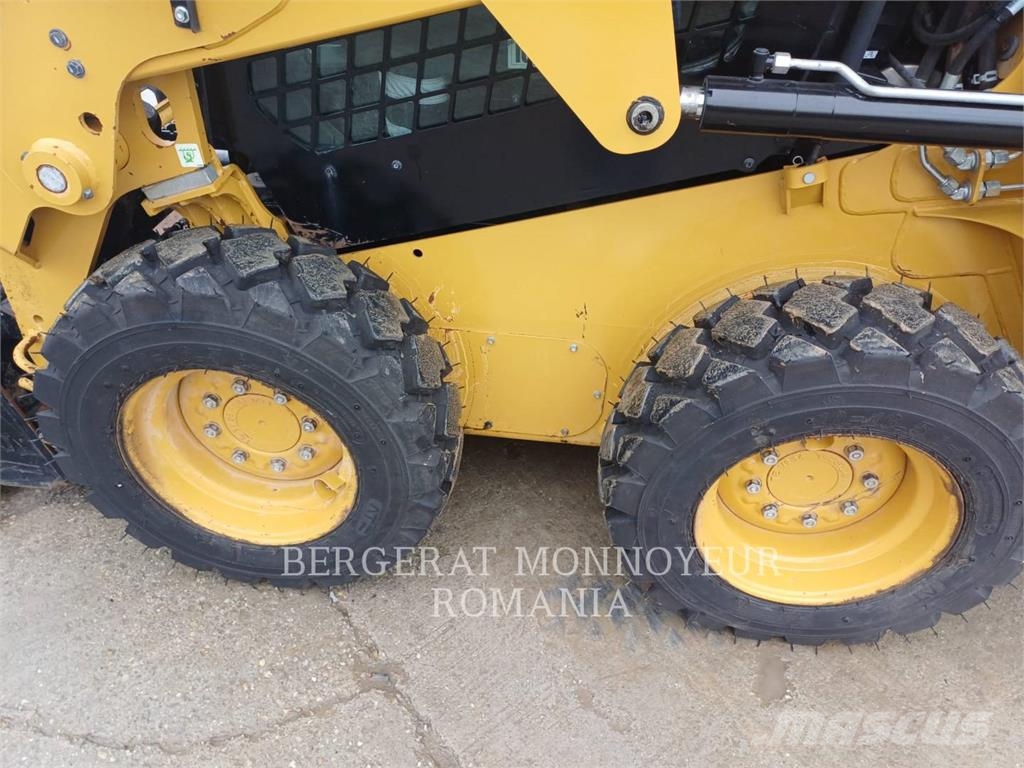 CAT 232D3 Kompaktrakodók