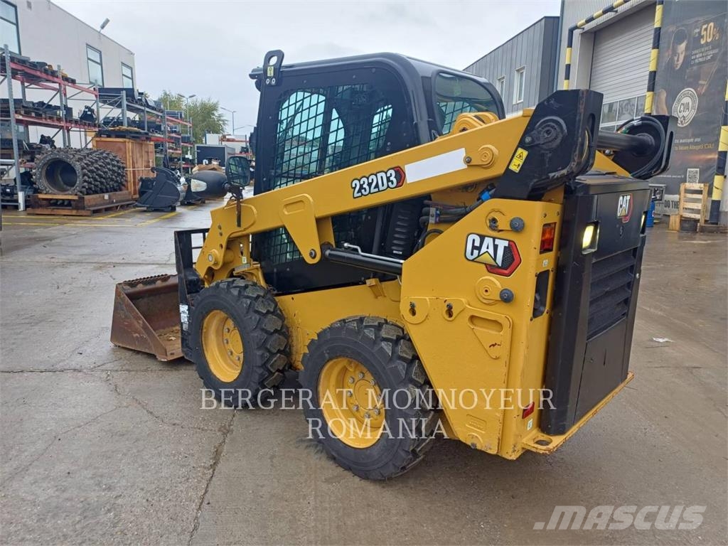 CAT 232D3 Kompaktrakodók