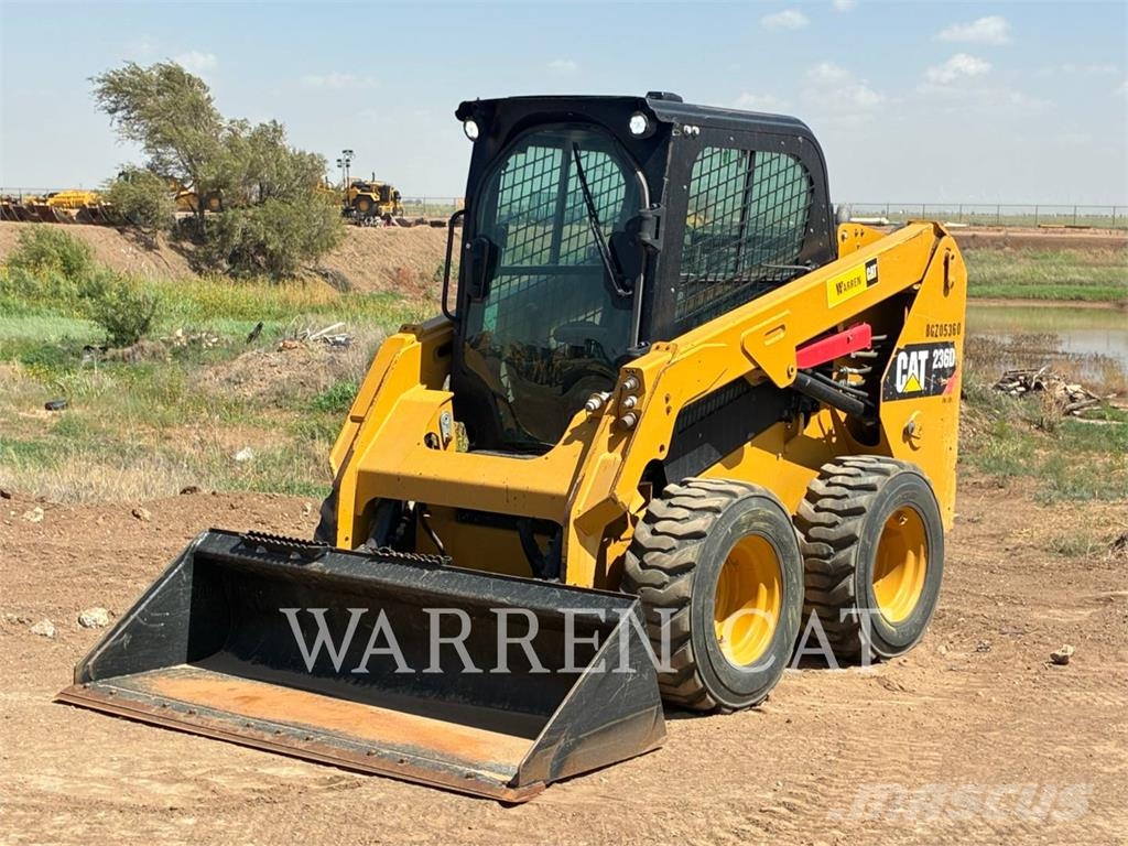 CAT 236D Kompaktlader