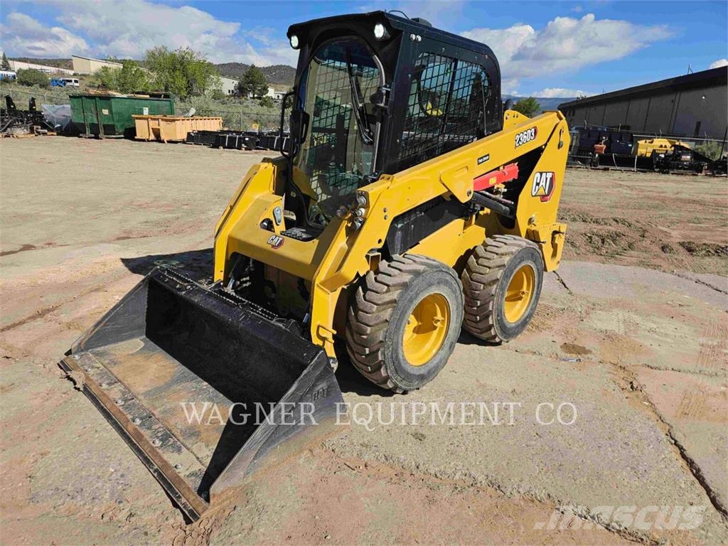 CAT 236D3 Kompaktlader