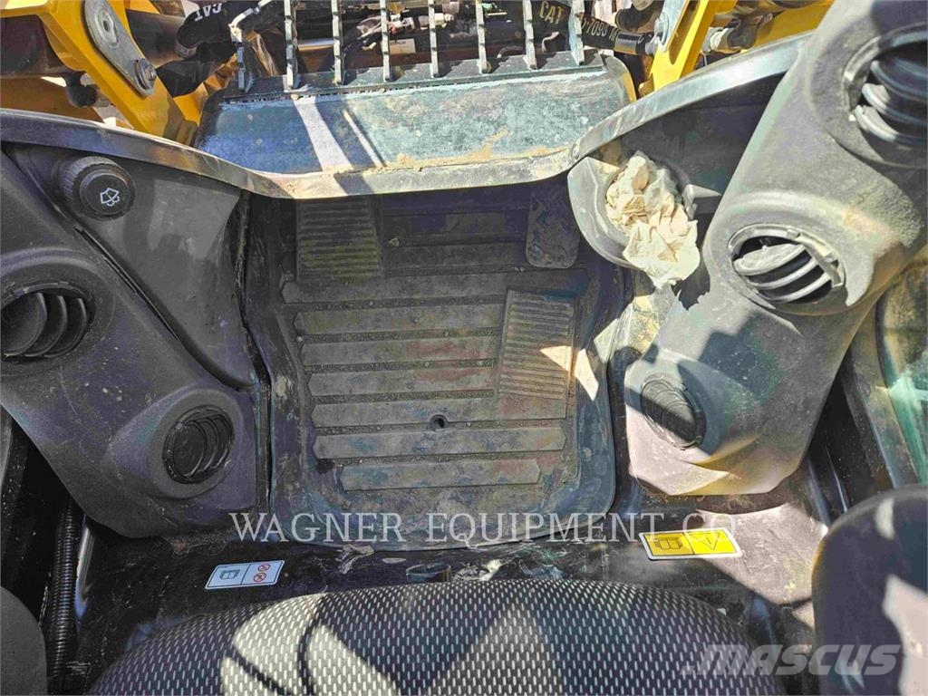 CAT 236D3 Kompaktlader