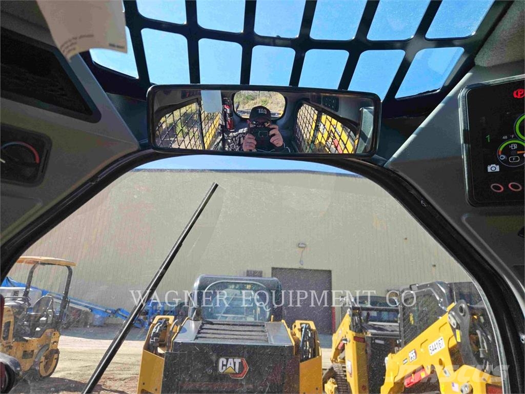 CAT 236D3 Kompaktlader