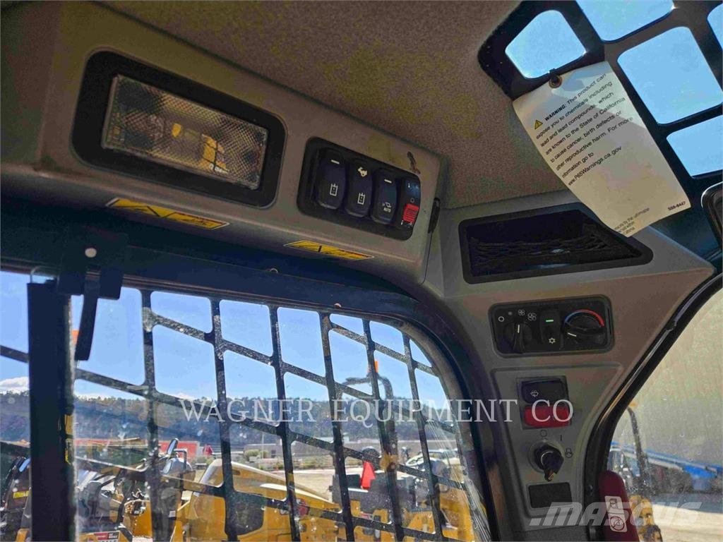 CAT 236D3 Kompaktlader