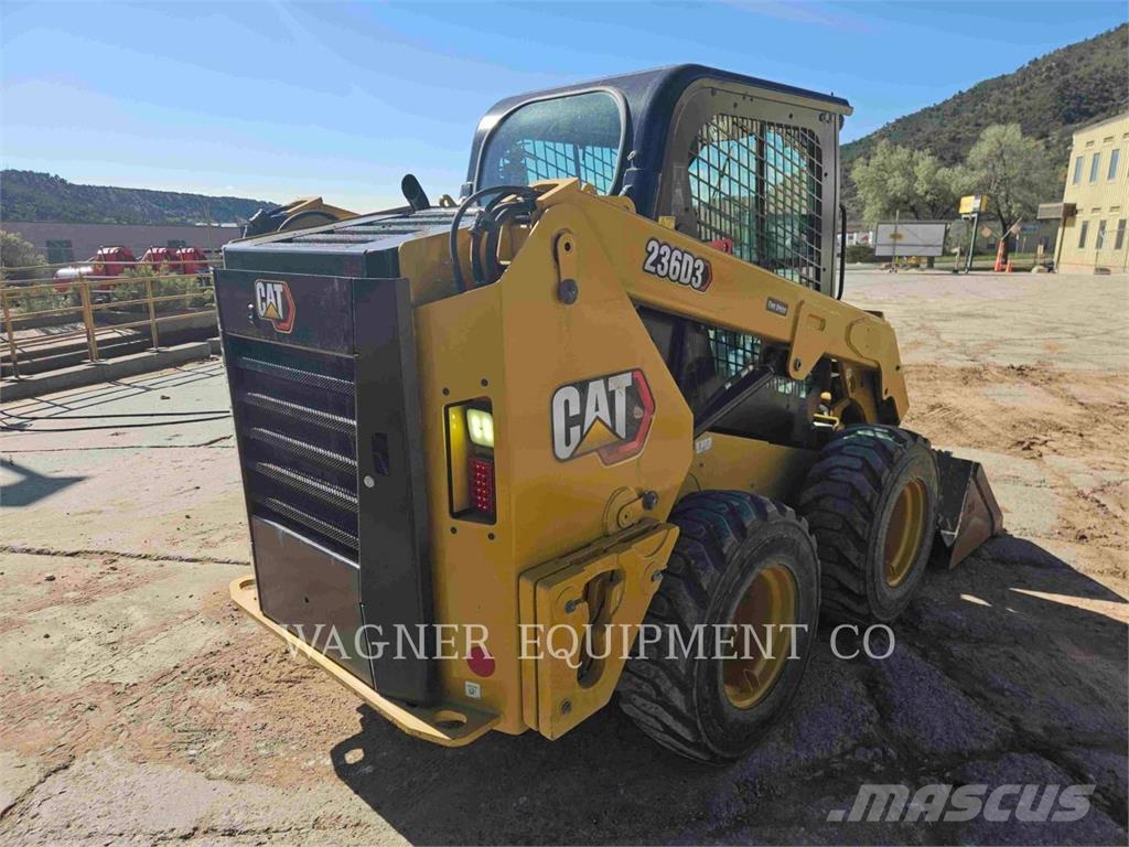 CAT 236D3 Kompaktlader