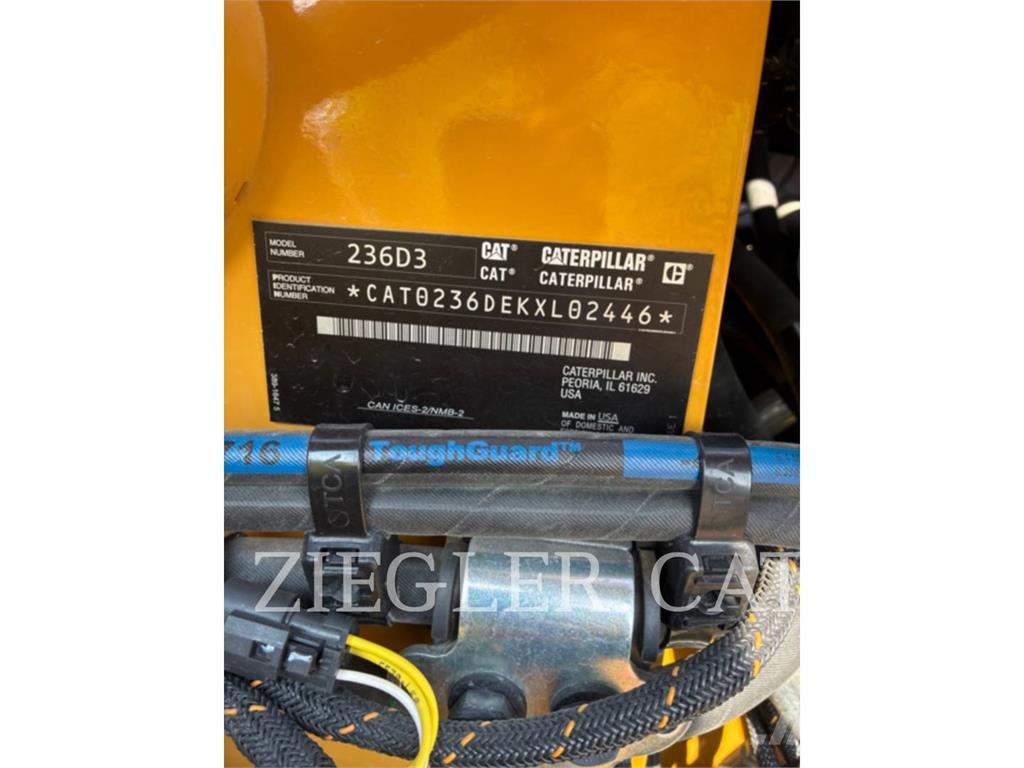 CAT 236D3 Φορτωτάκια
