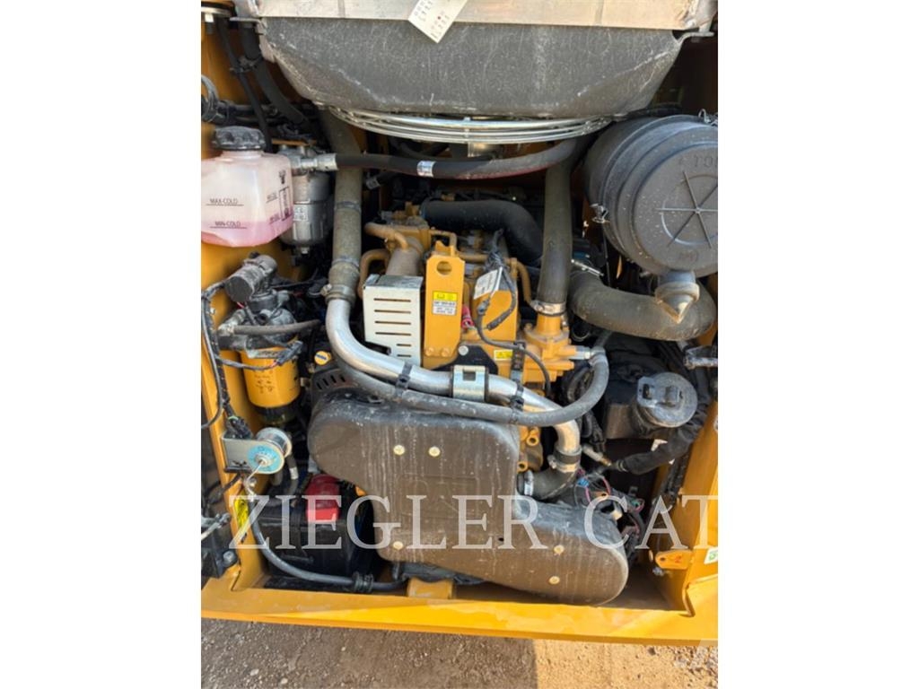 CAT 236D3 Φορτωτάκια