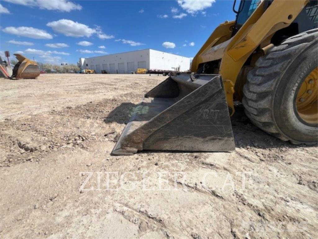 CAT 236D3 Φορτωτάκια