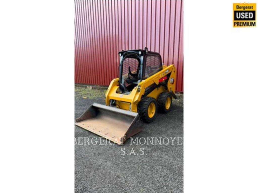 CAT 236D3 Chargeuse compacte