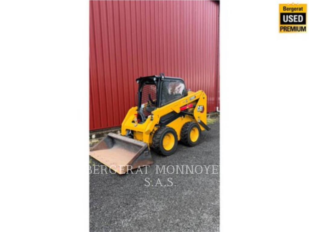 CAT 236D3 Chargeuse compacte