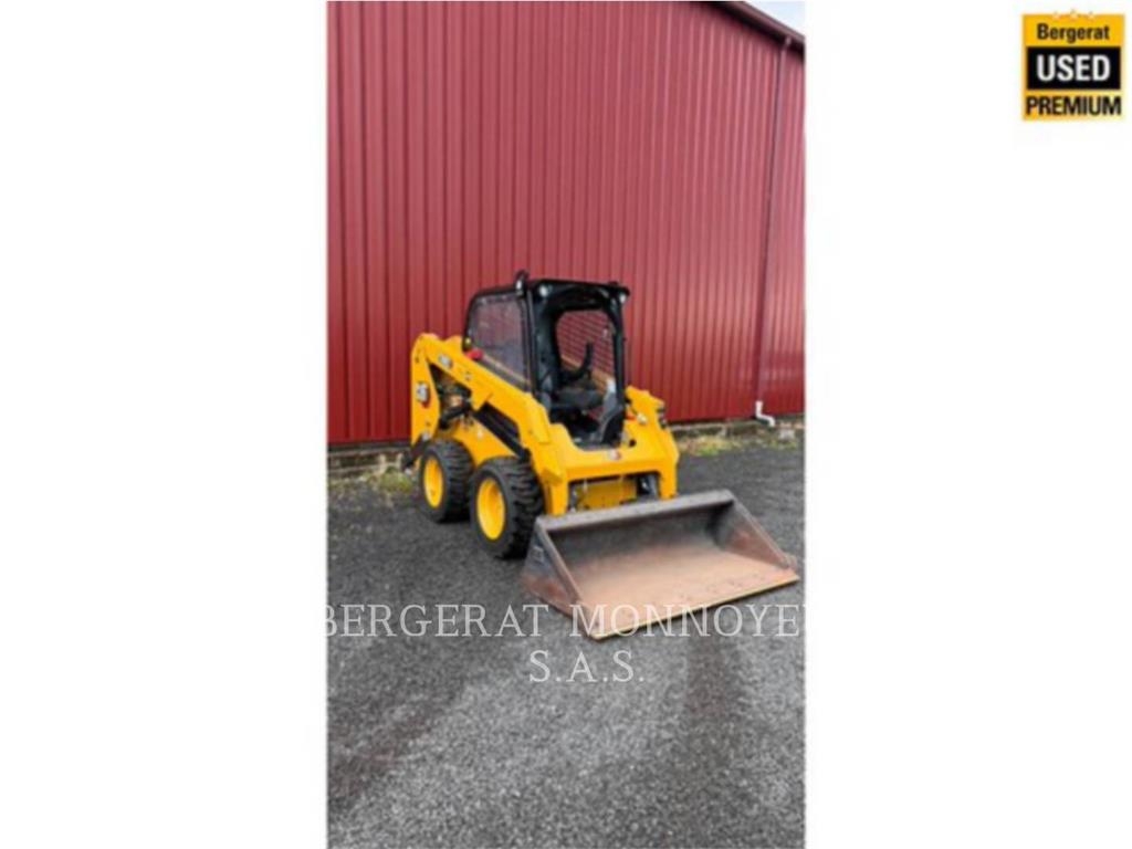 CAT 236D3 Chargeuse compacte