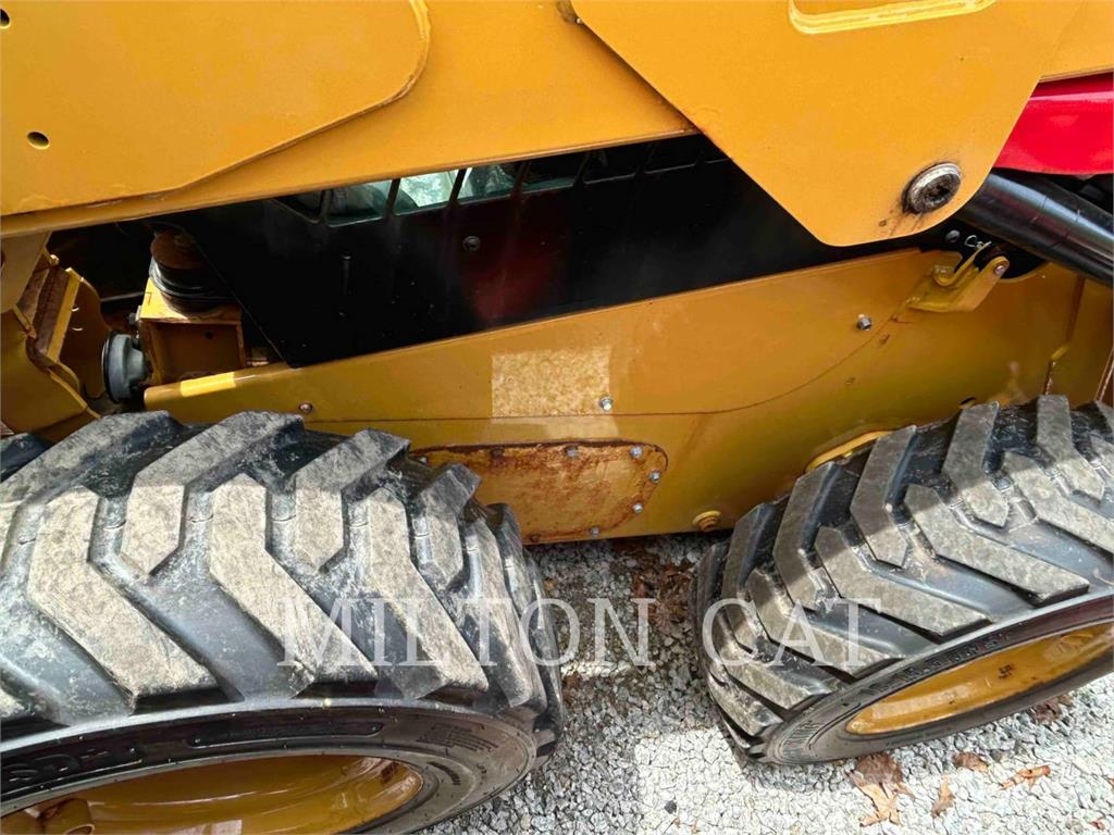 CAT 236D3 Φορτωτάκια