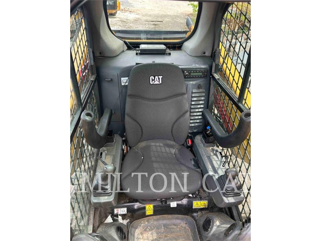 CAT 236D3 Φορτωτάκια