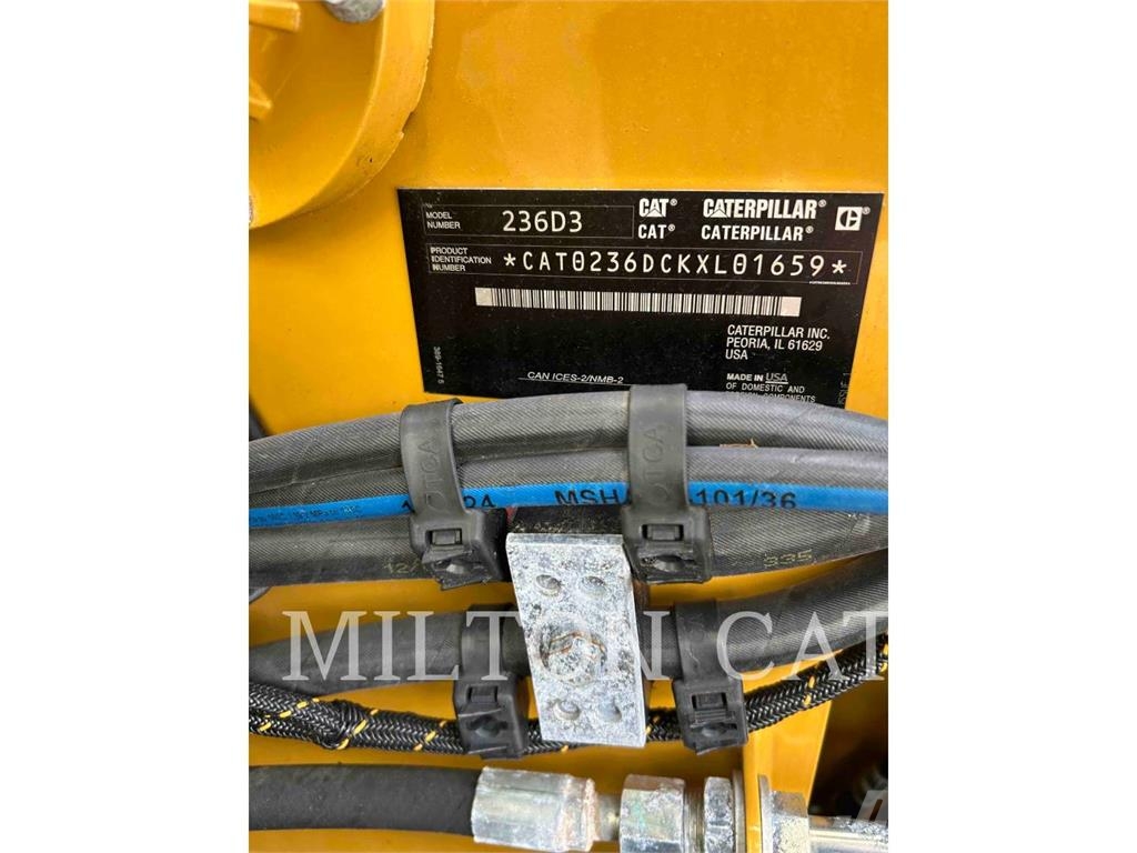 CAT 236D3 Φορτωτάκια