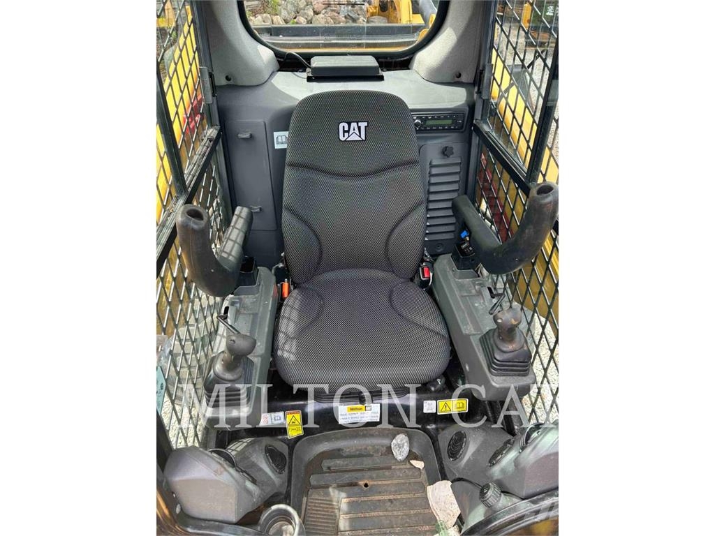 CAT 236D3 Φορτωτάκια