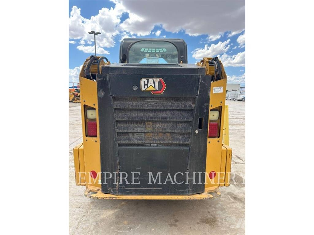 CAT 236D3 Skid steer loaders