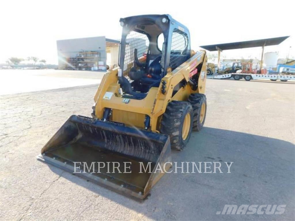 CAT 236D3 Kompaktlaadurid