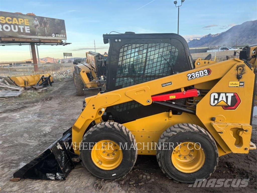 CAT 236D3 C3H2 Ładowarki burtowe