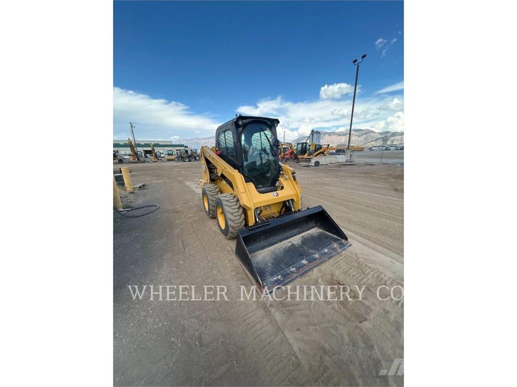 CAT 236D3 C3H2 Skid steer loaders