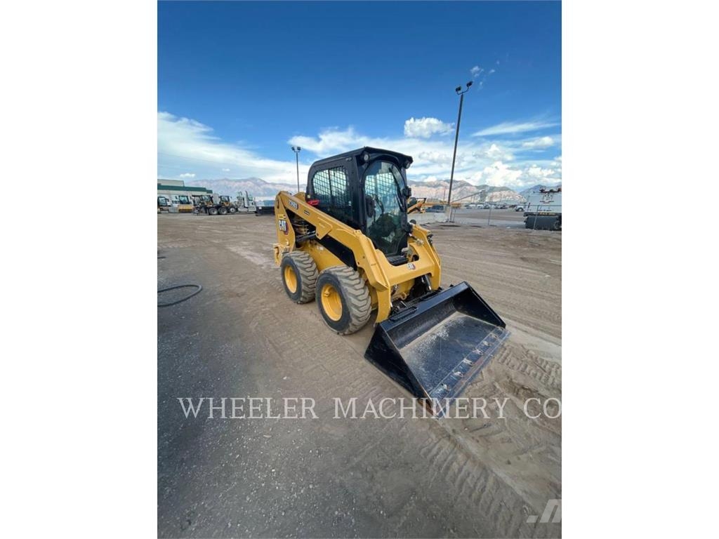 CAT 236D3 C3H2 Skid steer loaders