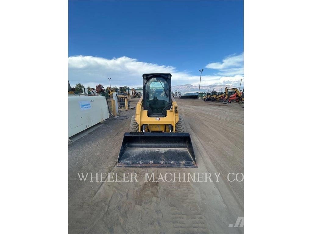CAT 236D3 C3H2 Skid steer loaders