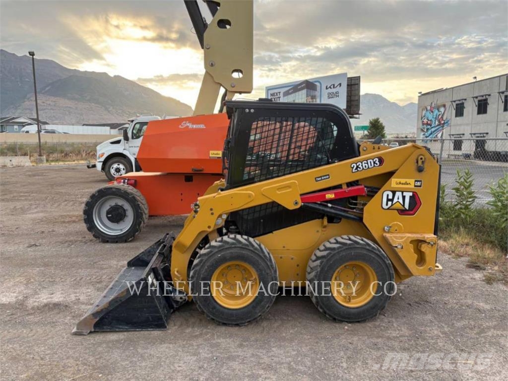 CAT 236D3 C3H2 Skid steer loaders