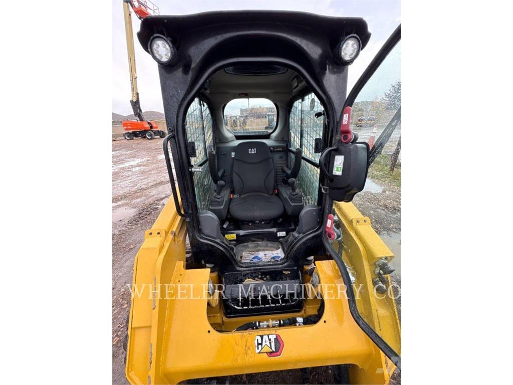 CAT 236D3 C3H2 Skid steer loaders