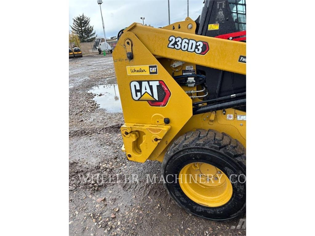 CAT 236D3 C3H2 Skid steer loaders