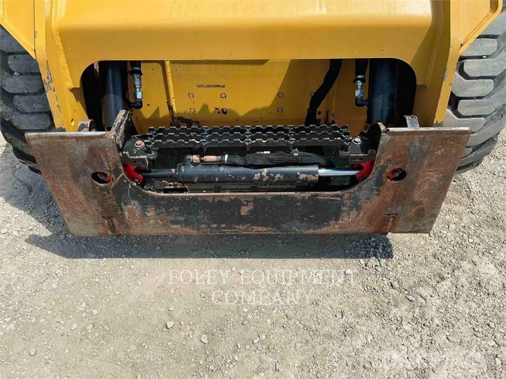 CAT 236D3STD1C Φορτωτάκια