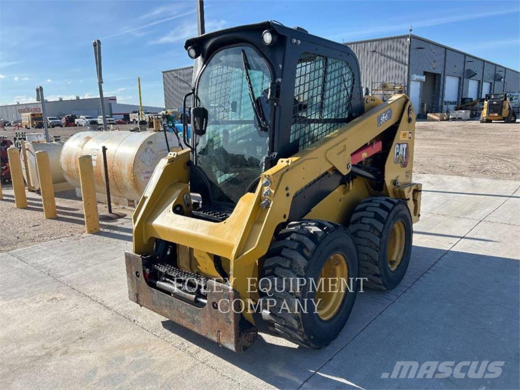 CAT 236D3STD1C Skid steer mini nakladalci