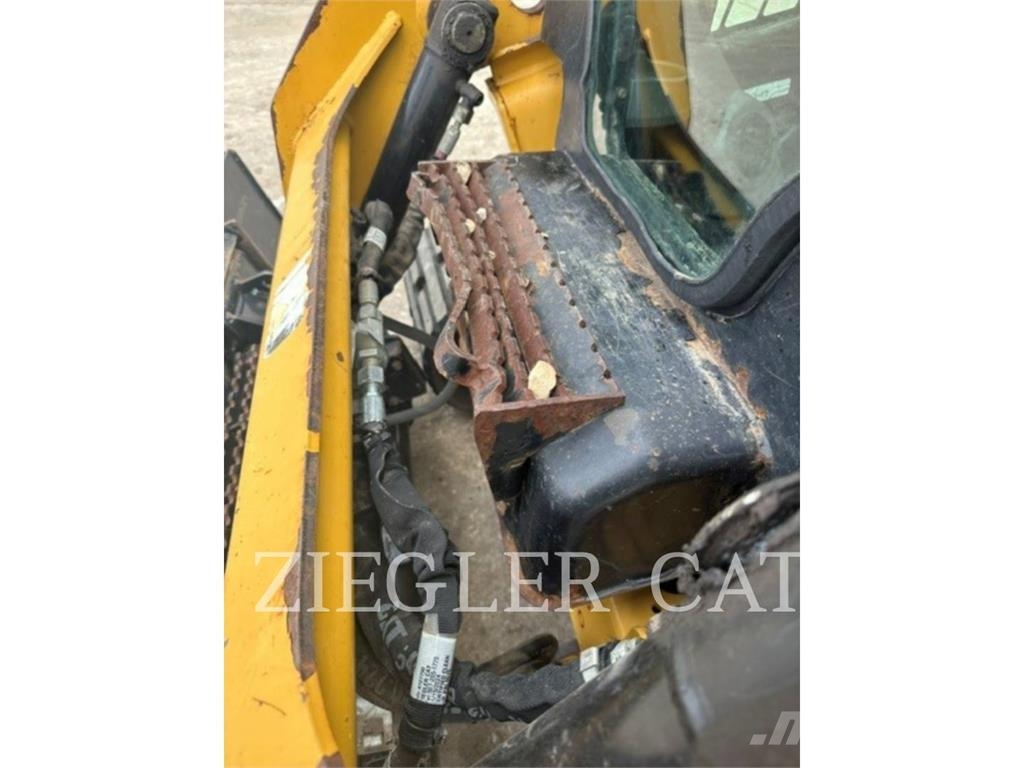 CAT 239D Rupsladers