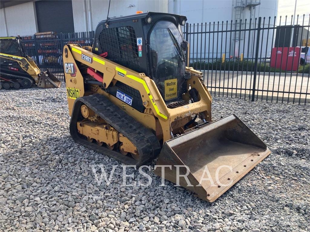 CAT 239D3 لوادر زحافة