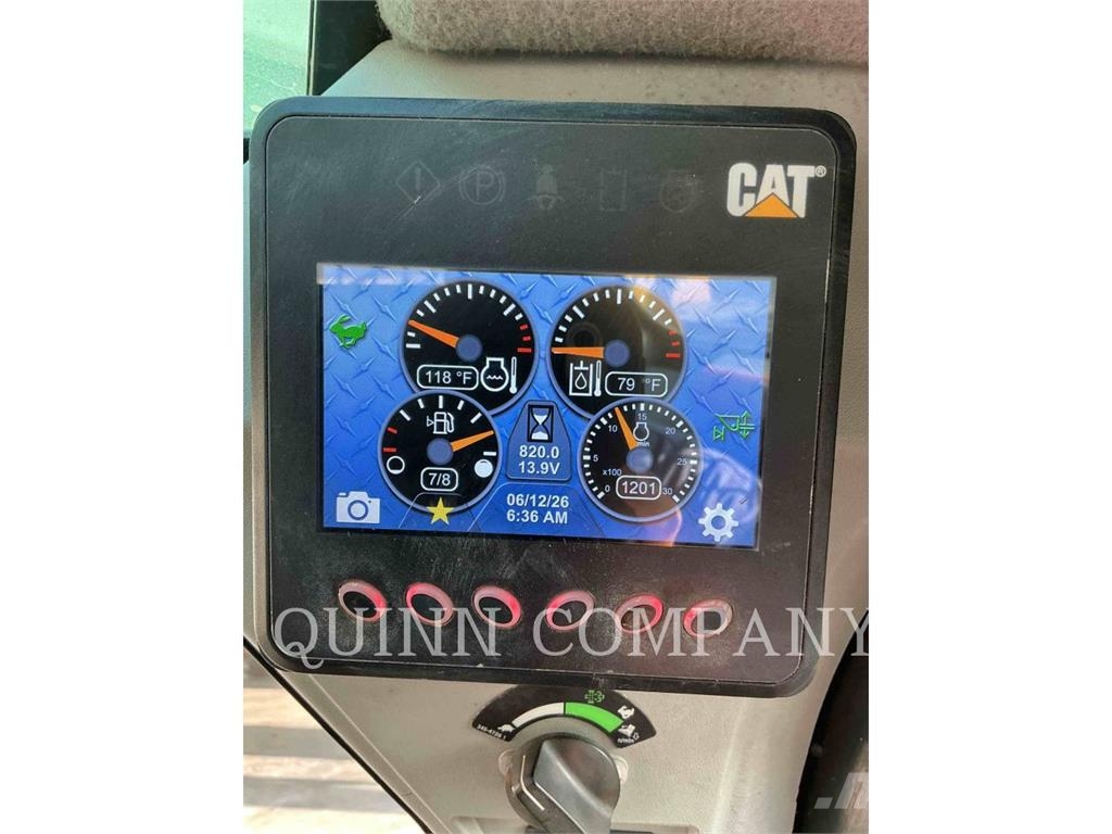 CAT 239D3 Chargeuse compacte