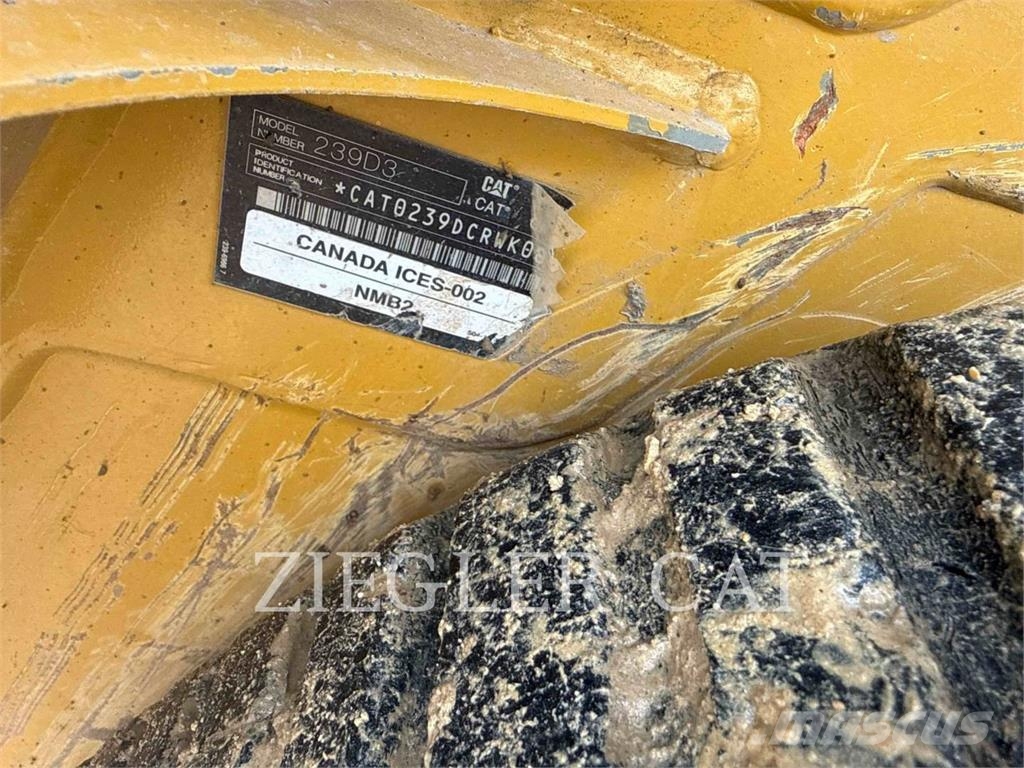 CAT 239D3 Rupsladers