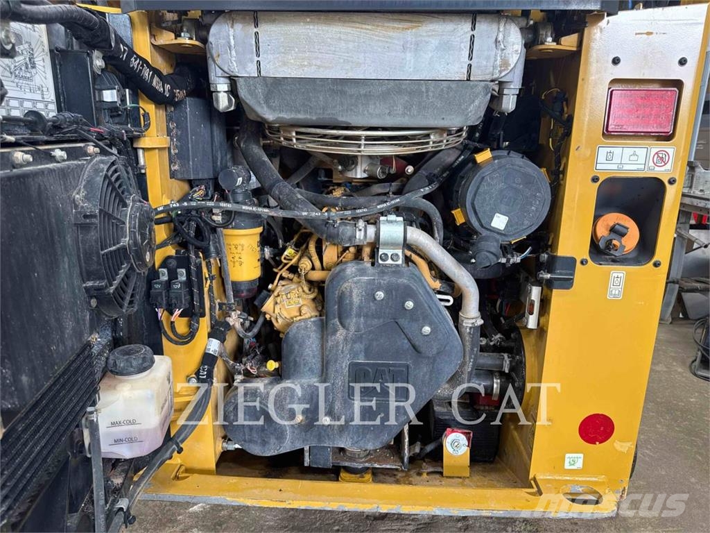 CAT 239D3 Rupsladers