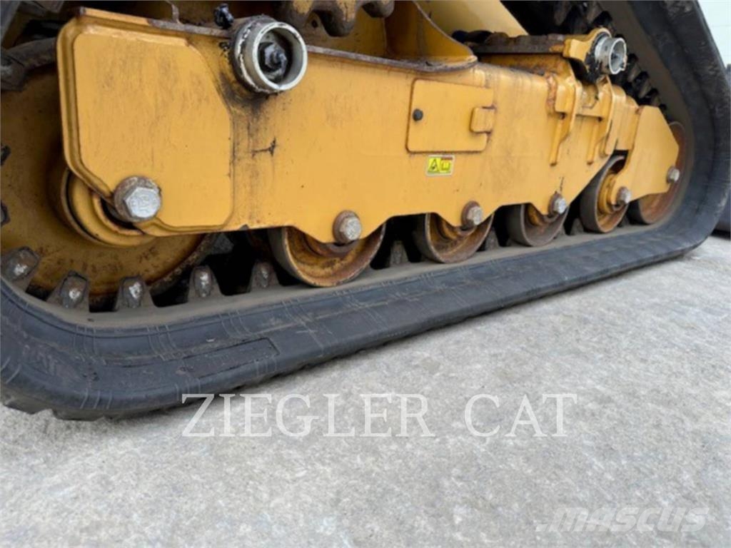 CAT 239D3 Roomiklaadurid
